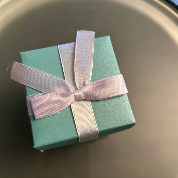 TIFFANY & CO. VENETIAN LINK STERLING SILVER BRACELET - Picture 6 of 8